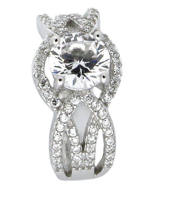 Wonderful 3 Carat Cubic Zirconium Round Engagement Ring For Women