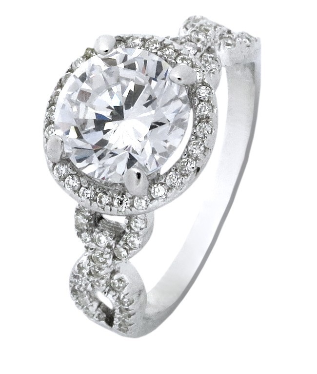 Beautiful 3 Carats Cubic Zirconia Round Shape Engagement Ring For Her