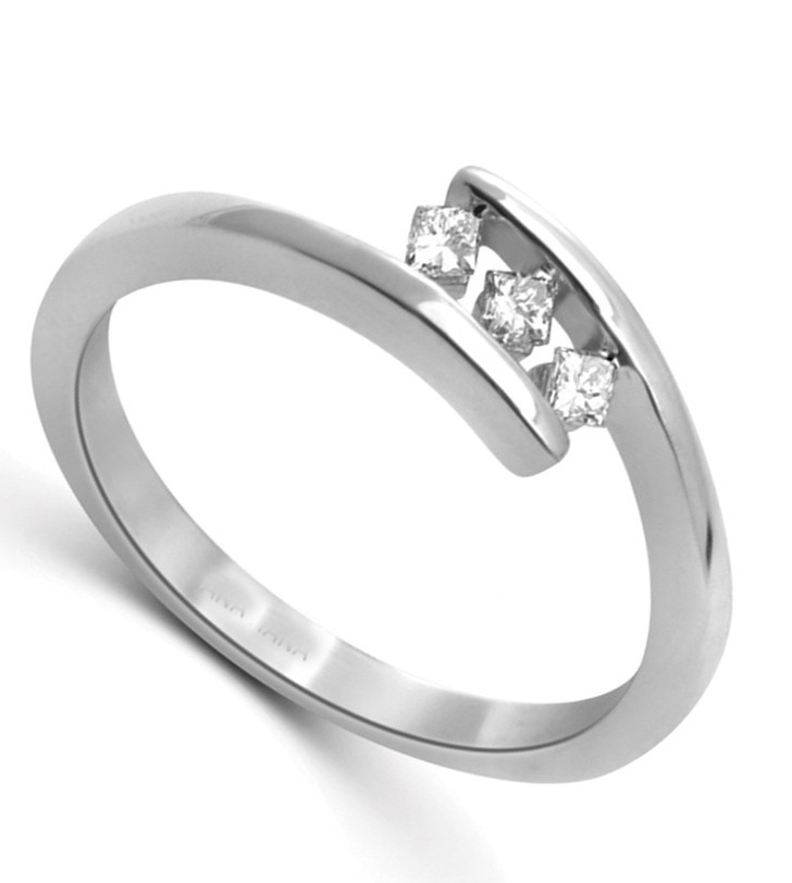 Fancy Three Stone Trilogy Diamond Ring 0.25 Carat Princess Cut Diamond ...