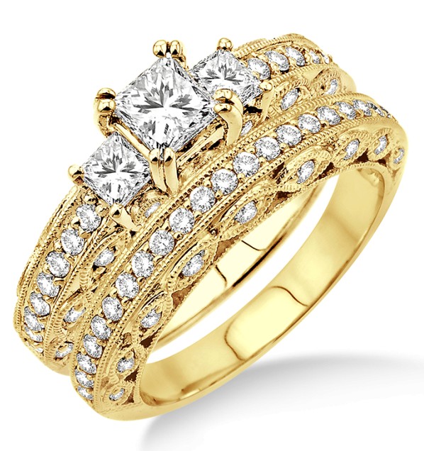 1.00 carat Antique Three Stone Bridal set with Princess Cut diamond in ...